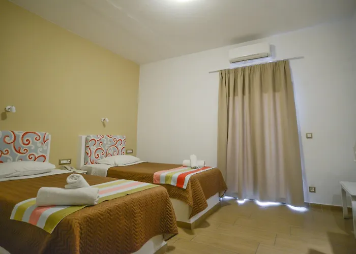 Omiros Hotell Mesaria