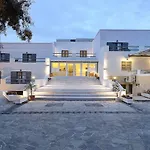 Omiros Hotell