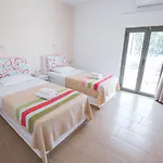 Omiros Hotell 4*