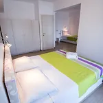 Omiros 4*