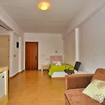 Omiros Hotell