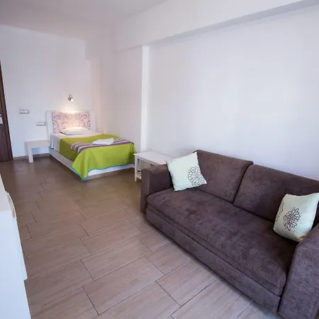 Hotell Omiros 4*