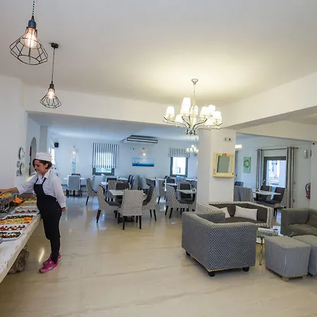 Hotell Omiros Mesaria